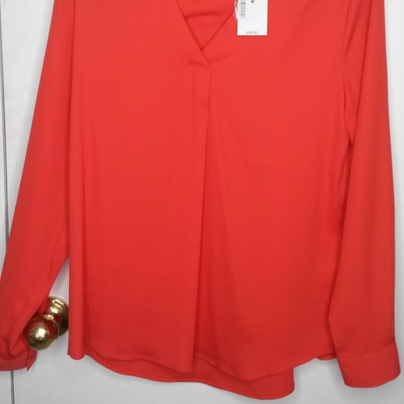 Rickis Collared V-neck Popover Blouse - Picture 6 of 8